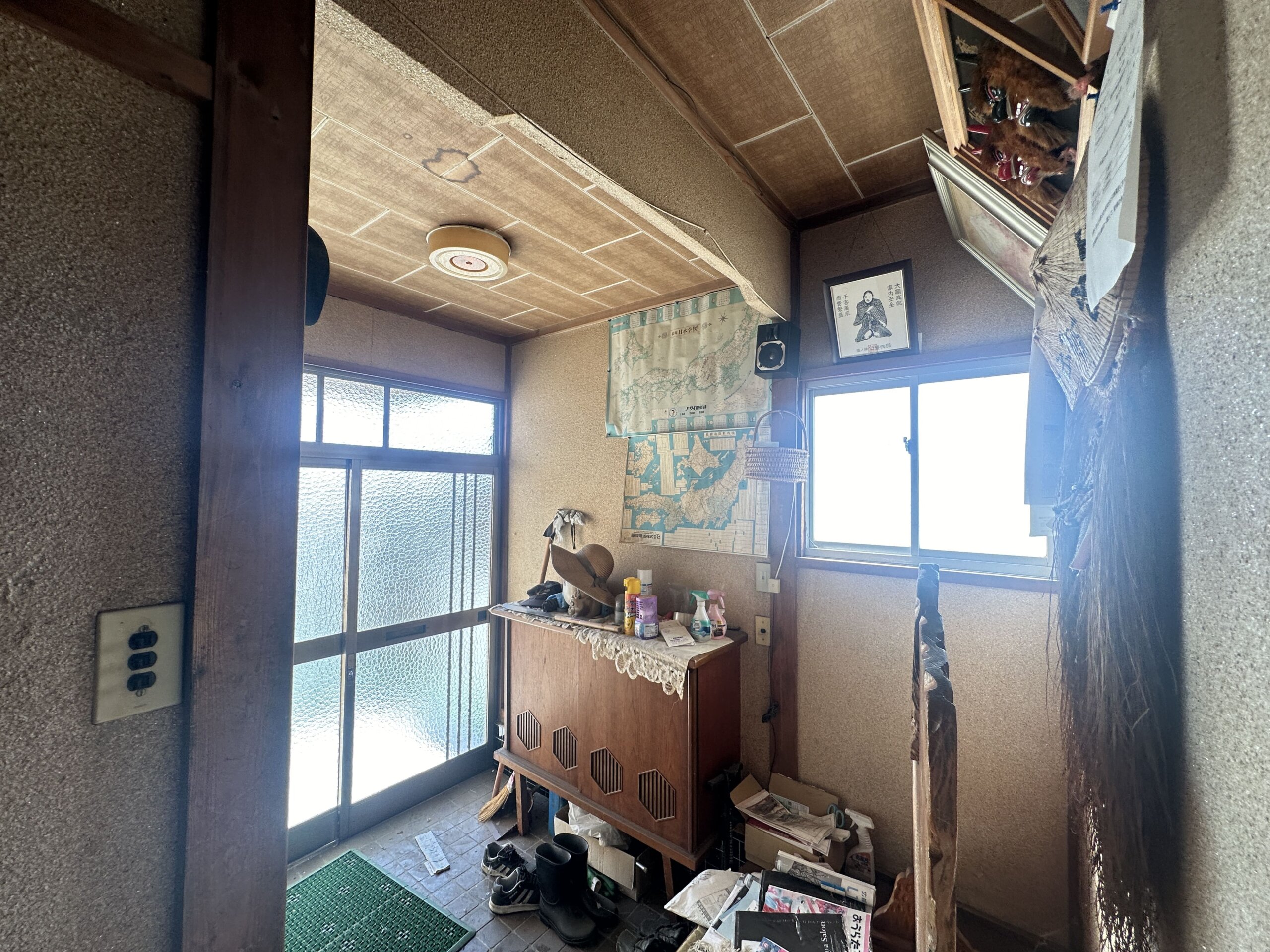 邑楽郡板倉町 玄関 改修前