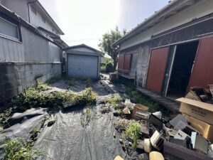 改修前の外構・駐車スペース