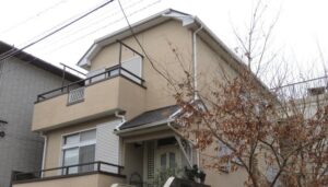 塗り替え時期を過ぎた戸建て（埼玉県川口市西立野）